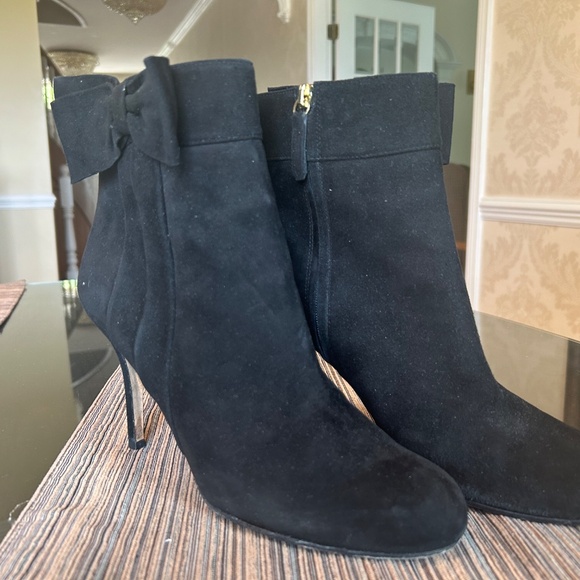 Kate Spade “Kristi” Black Suede Boots with Bow Size 10 - Picture 3 of 7